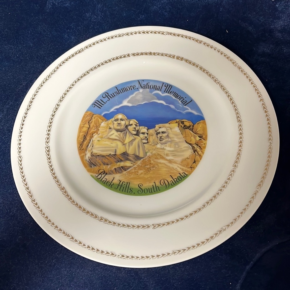 Mount Rushmore VTG Plate